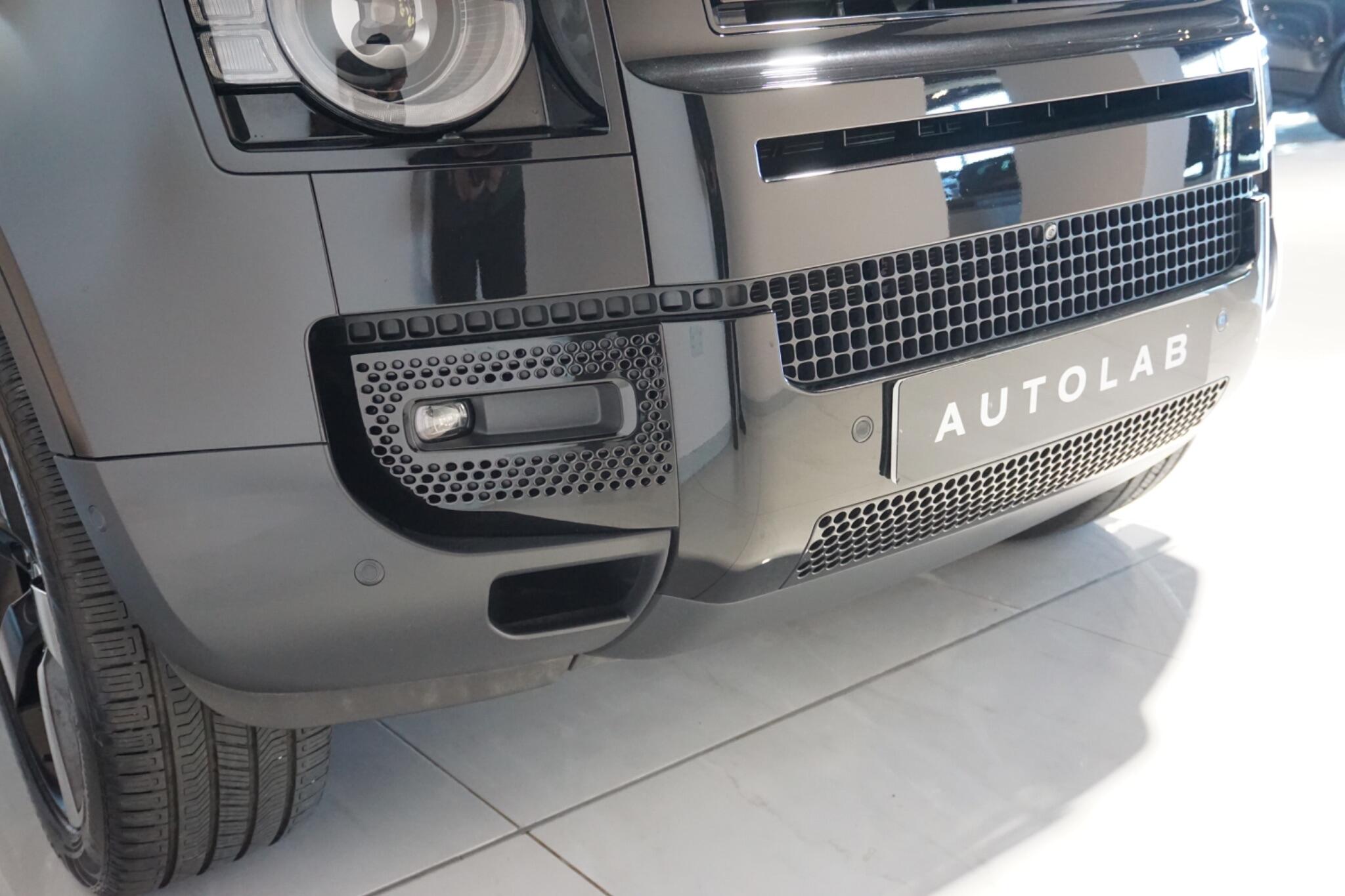 Land Rover Defender 90 3.0 D250 MHEV SE Hard Top SUV 3dr Diesel Auto 4WD SWB Euro 6 (s/s) (250 ps)
